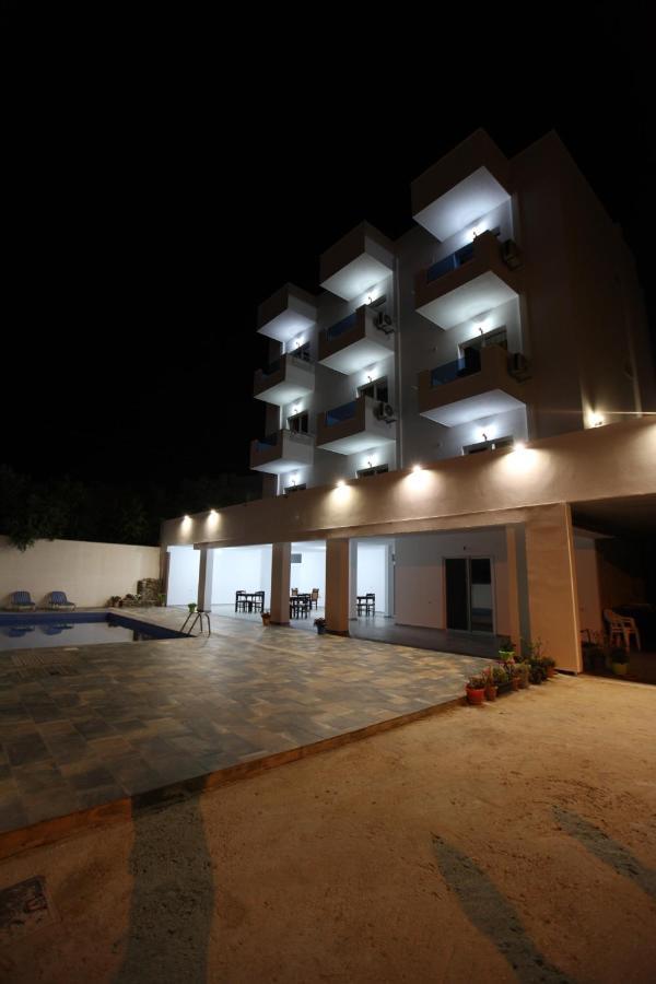 Hotel Seadel Εξαμίλιο Εξωτερικό φωτογραφία