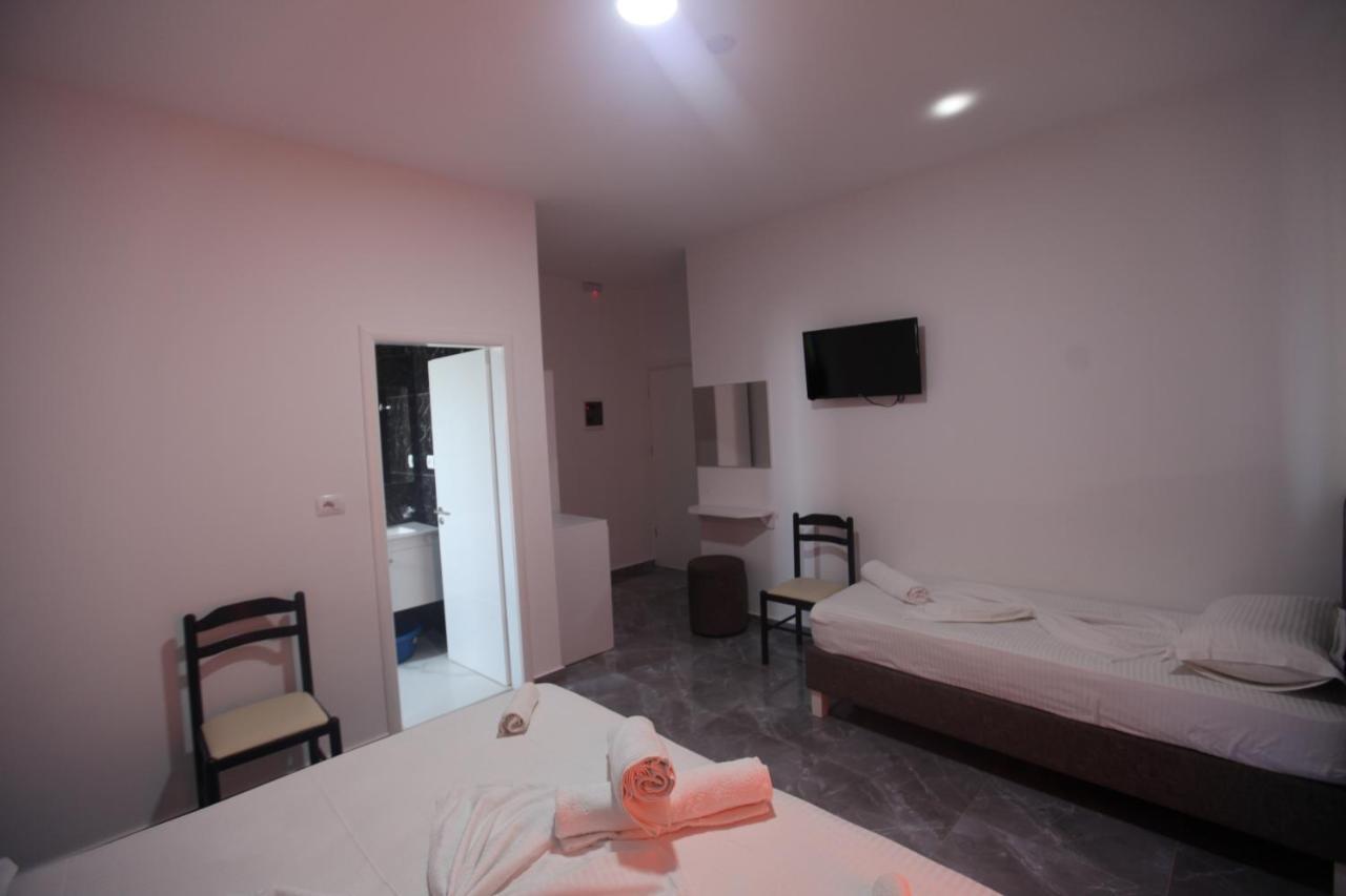 Hotel Seadel Εξαμίλιο Εξωτερικό φωτογραφία